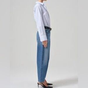 Miro Relaxed Wide Leg in Pacifica
Citizens of Humanity- size 28